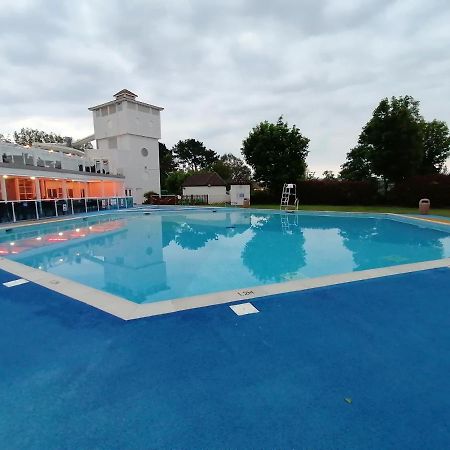 Haven Rockley Park,Lytchett Bay View Hotel Poole Exterior photo