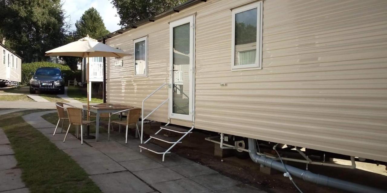 Haven Rockley Park,Lytchett Bay View Hotel Poole Exterior photo